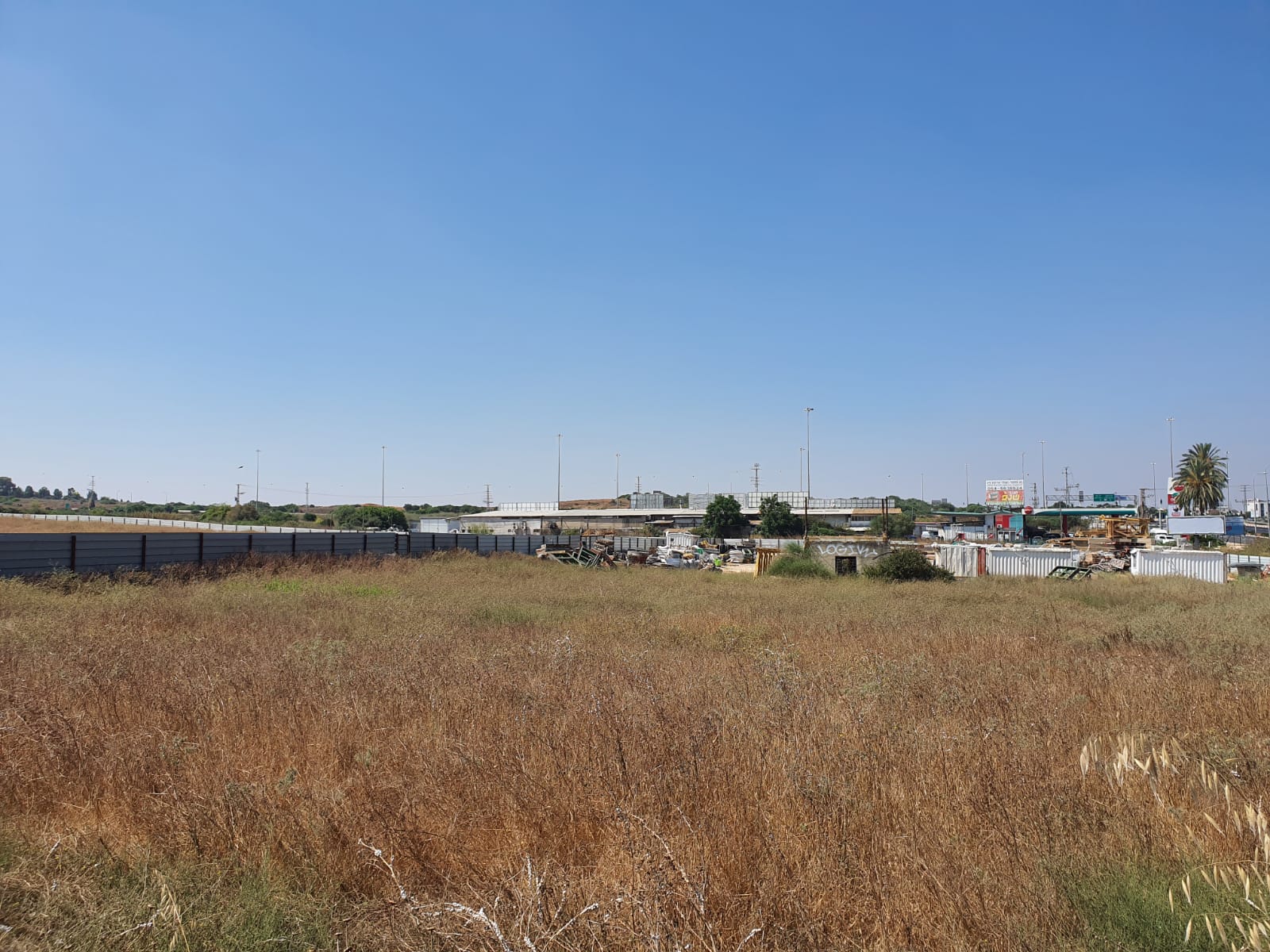 הכנות לשכונת קלוד נחמיאס