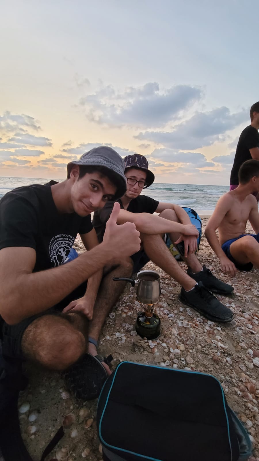 אינטראקט עם פקל קפה בפלמחים