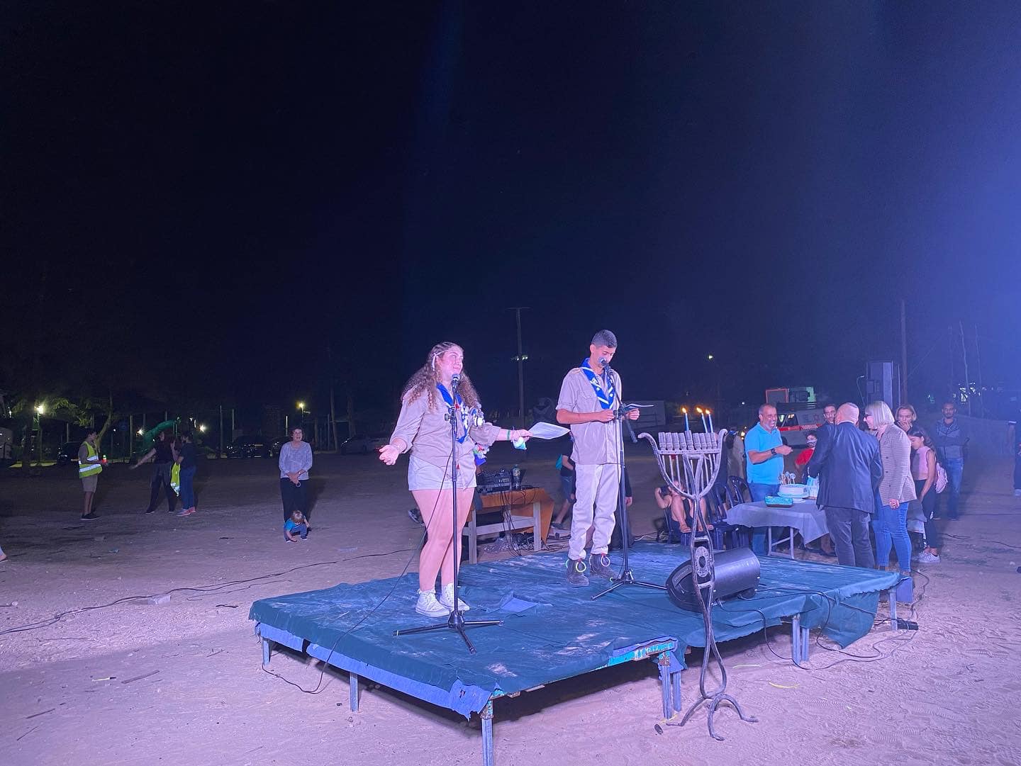 תהלוכת לפידים
