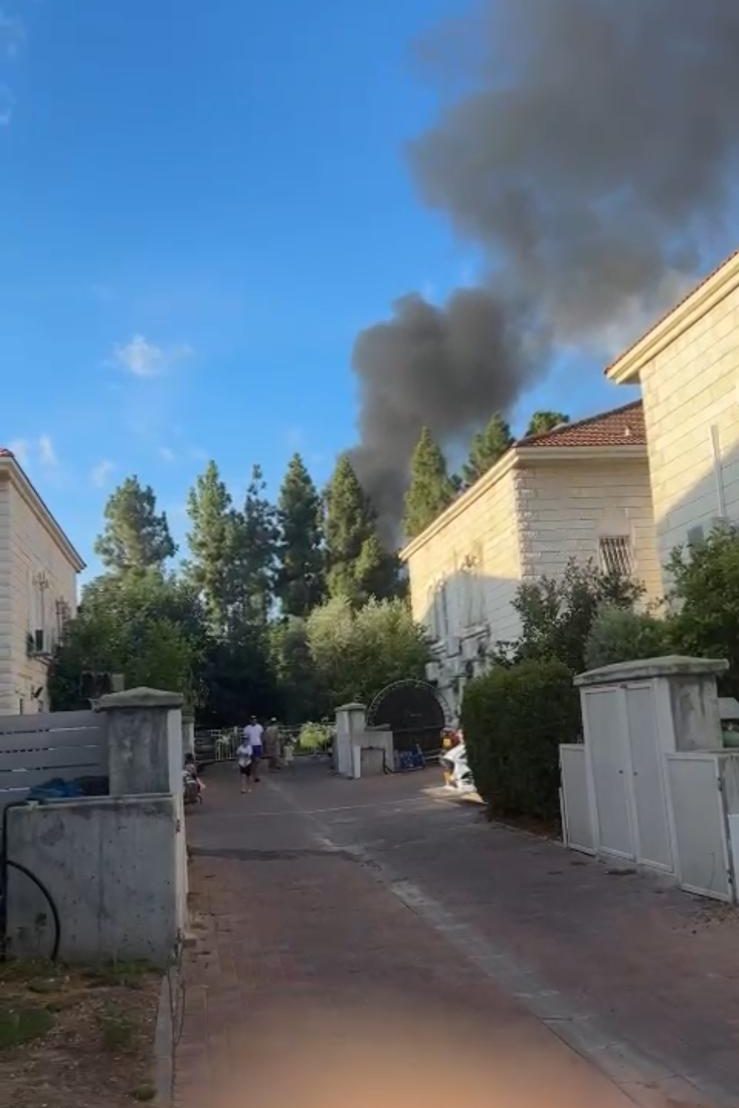 נפילה בגדרה