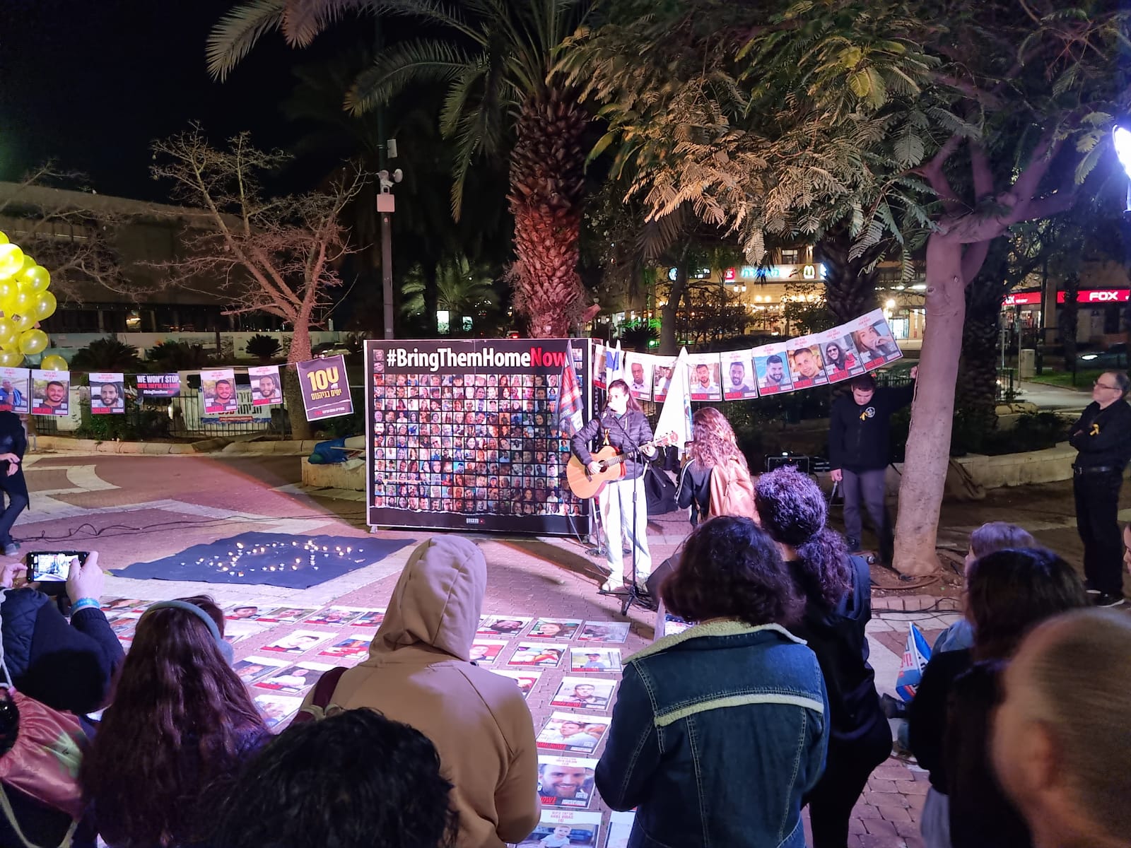 עצרת חטופים