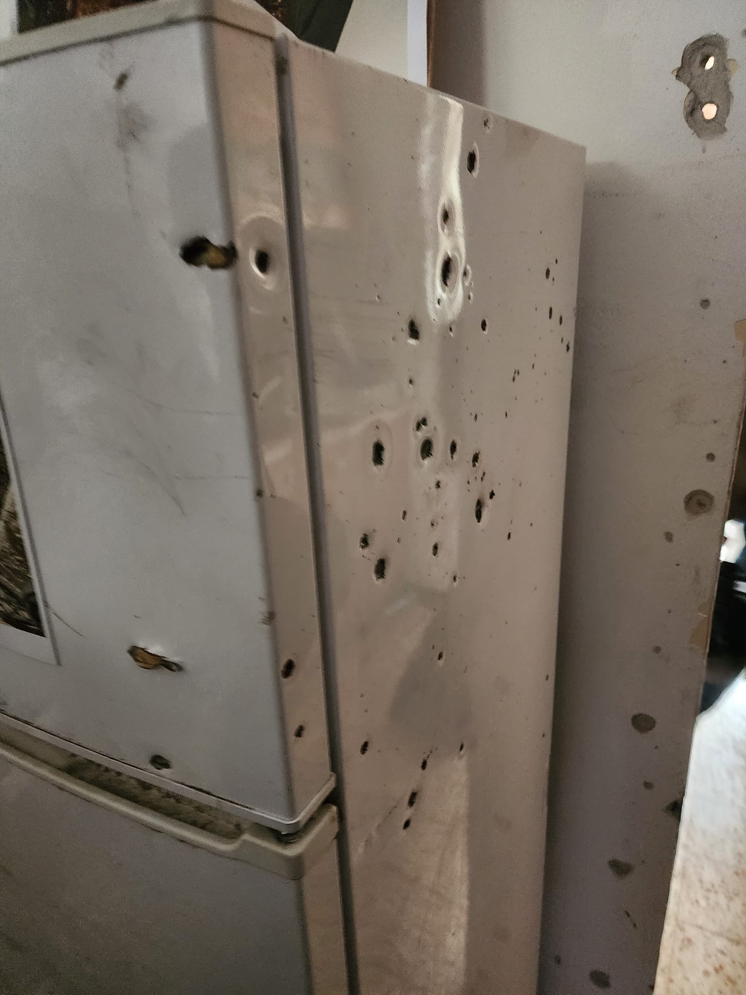 מקרר מחורר כפר עזה