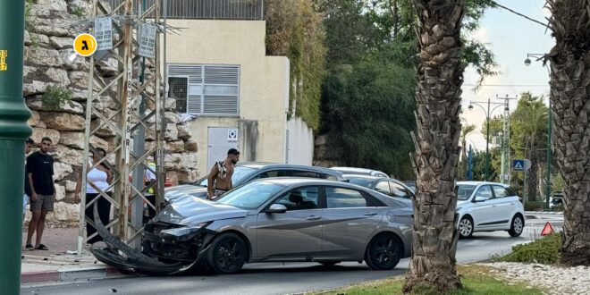תאונה בלב ציר פינס