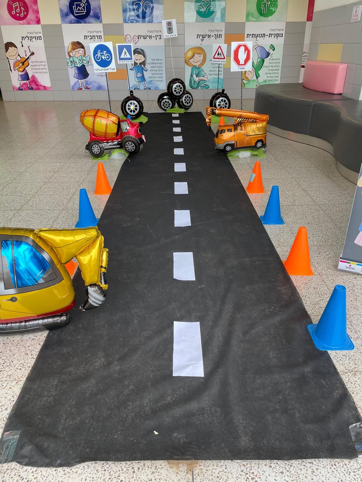 שבוע בטיחות בדרכים בשלהבות חב"ד