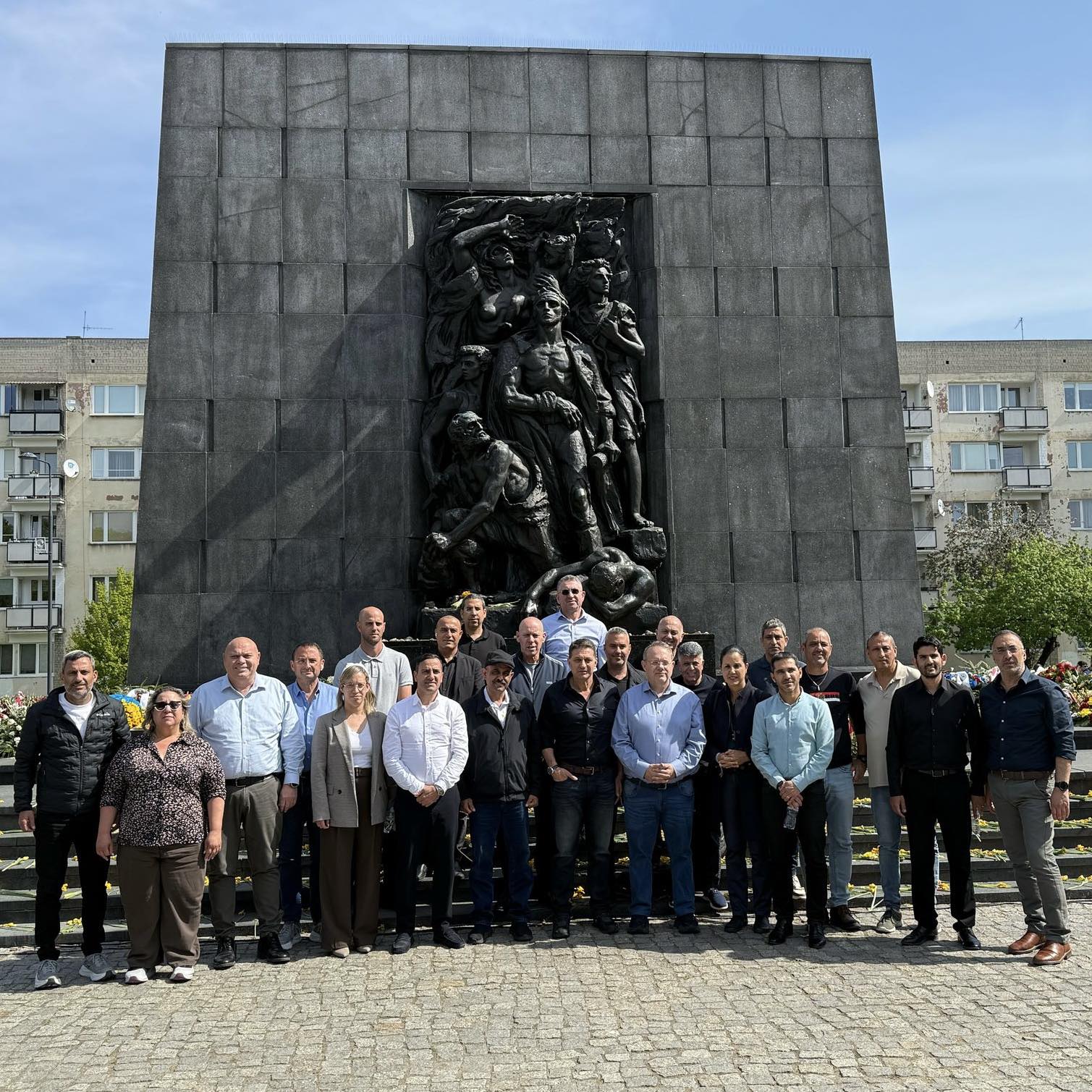 פינטו במצעד החיים 