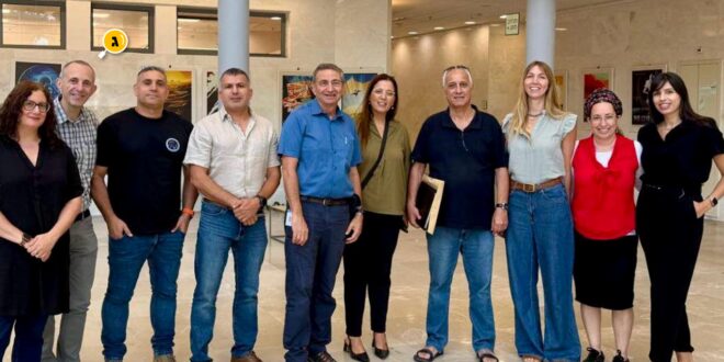 ביקור במרכז שוורץ/רייסמן