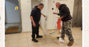 מנקים את המקלט